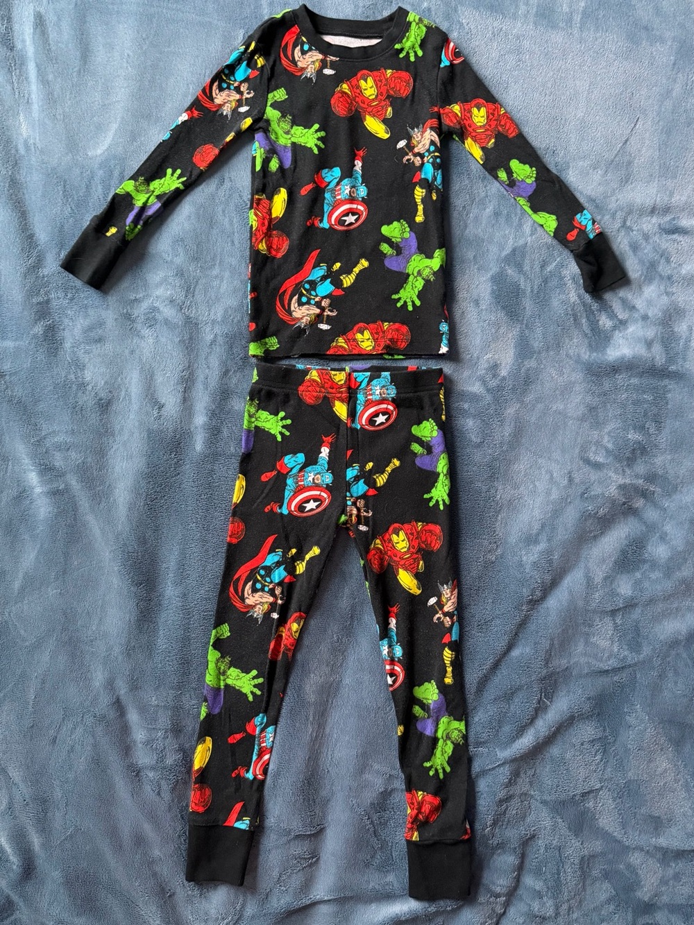 MARVEL | AMAZON ESSENTIALS | Long Sleeve | Pants | Pj’s | Pajama Set - Picture 4 of 7